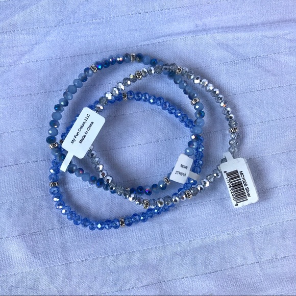 Three bracelets - Picture 3 of 5